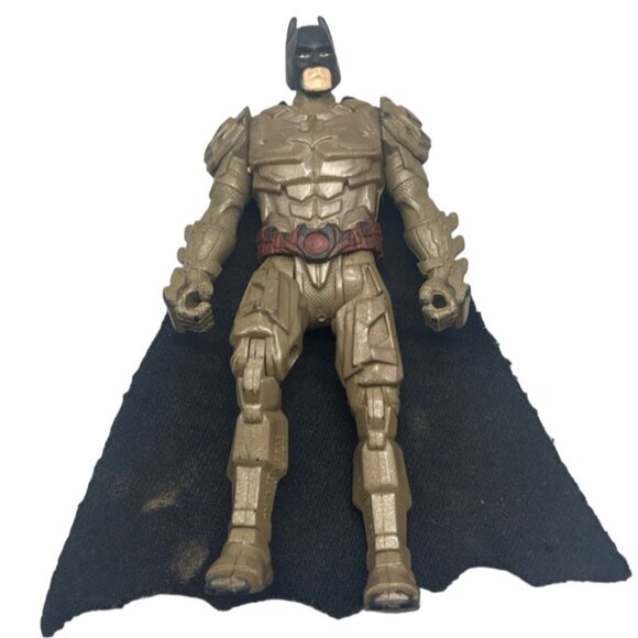 Batman The Dark Knight Rises Action Figure Mattel 4" DC Comics brown cape READ - Picture 1 of 8